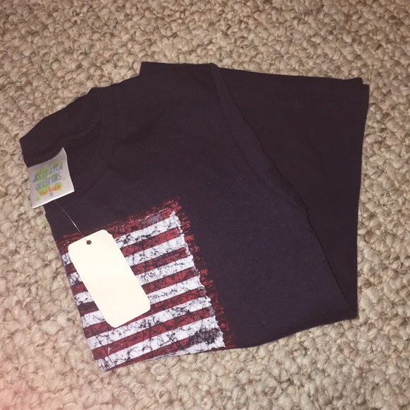 Red, white, and blue t-shirt - Picture 3 of 3